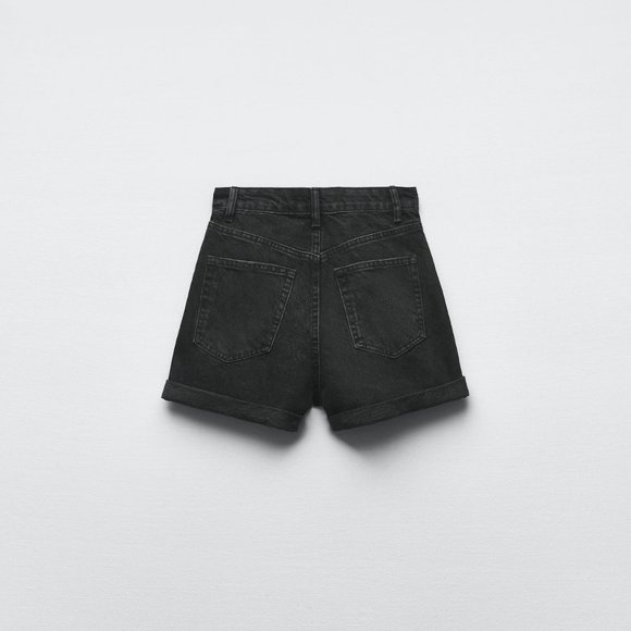 Zara Women's TRF High-Waisted Mom Fit Denim Shorts - Picture 4 of 7
